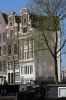 Prinsengracht 92 heeft de achtergevel in de zijstraat (&copy; Walther Schoonenberg)
