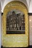 Tegeltableau in de hal met het Huis met de Hoofden (&copy; Walther Schoonenberg)