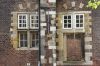 Twee vensters in de onderbouw (Oudeschans 2) (© Walther Schoonenberg)