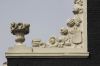 Detail van de klauwstukken en siervaas (&copy; Walther Schoonenberg)