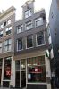 Warmoesstraat 9 (&copy; Walther Schoonenberg)